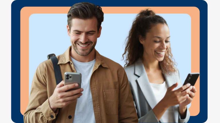 Homem e mulher usando celular fazendo uma cotação de seguro auto